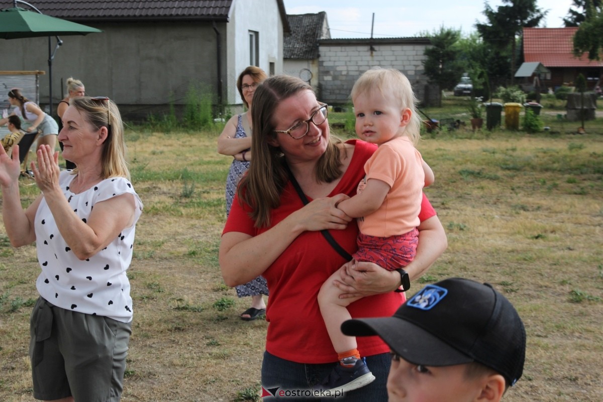 Dzień Rodziny z KGW Pierożanki w Żabinie [30.05.2024] - zdjęcie #18 - eOstroleka.pl