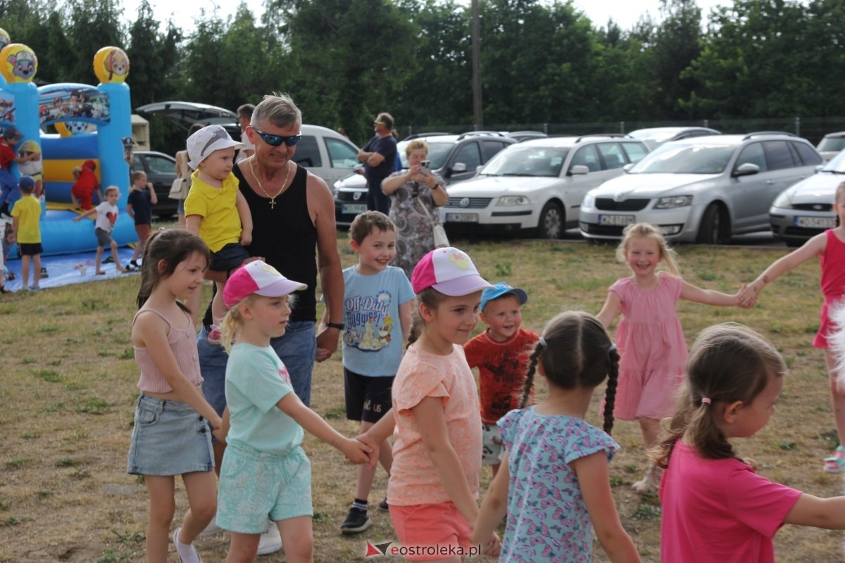 Dzień Rodziny z KGW Pierożanki w Żabinie [30.05.2024] - zdjęcie #10 - eOstroleka.pl
