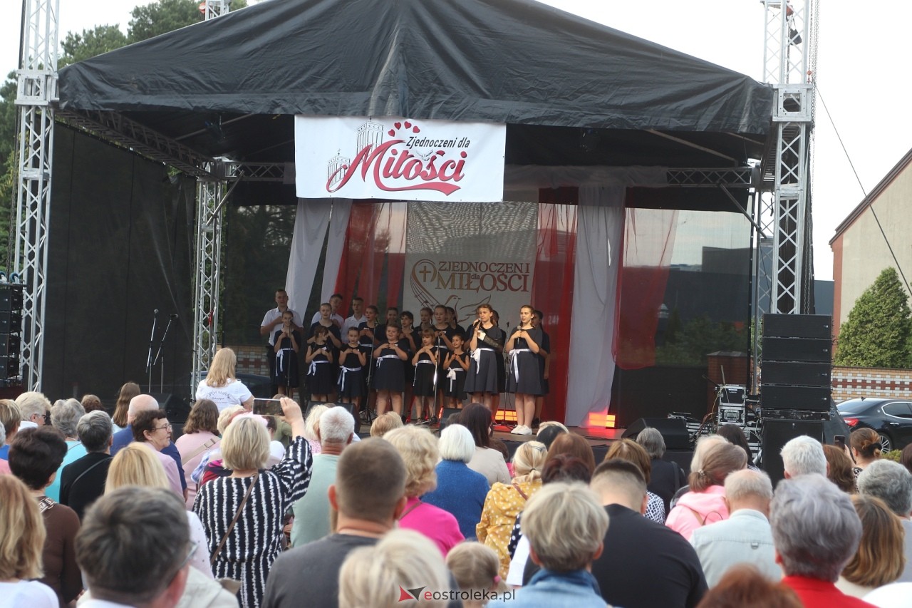 Koncert uwielbienia w Ostrołęce [30.05.2024] - zdjęcie #116 - eOstroleka.pl