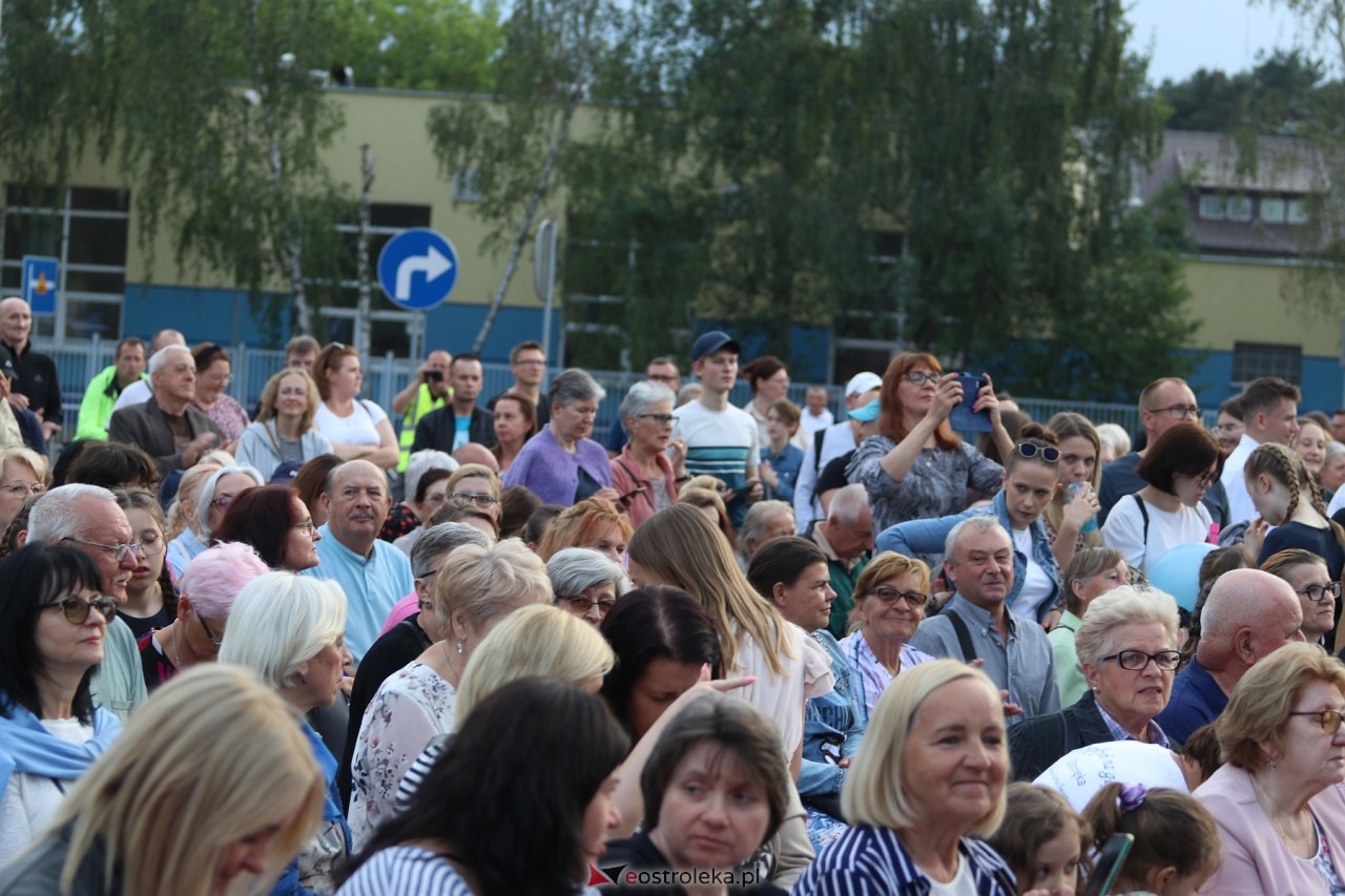 Koncert uwielbienia w Ostrołęce [30.05.2024] - zdjęcie #97 - eOstroleka.pl