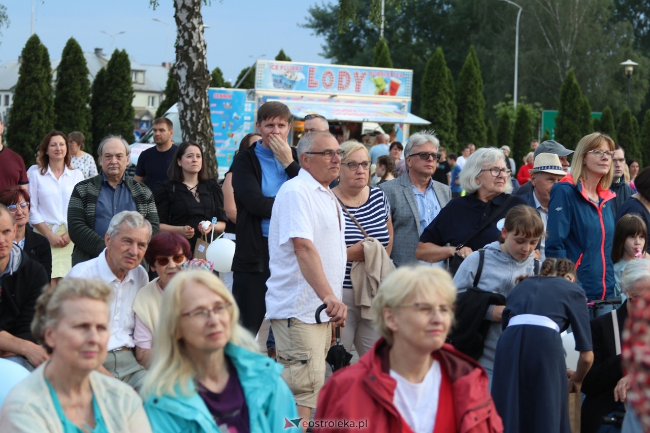 Koncert uwielbienia w Ostrołęce [30.05.2024] - zdjęcie #93 - eOstroleka.pl