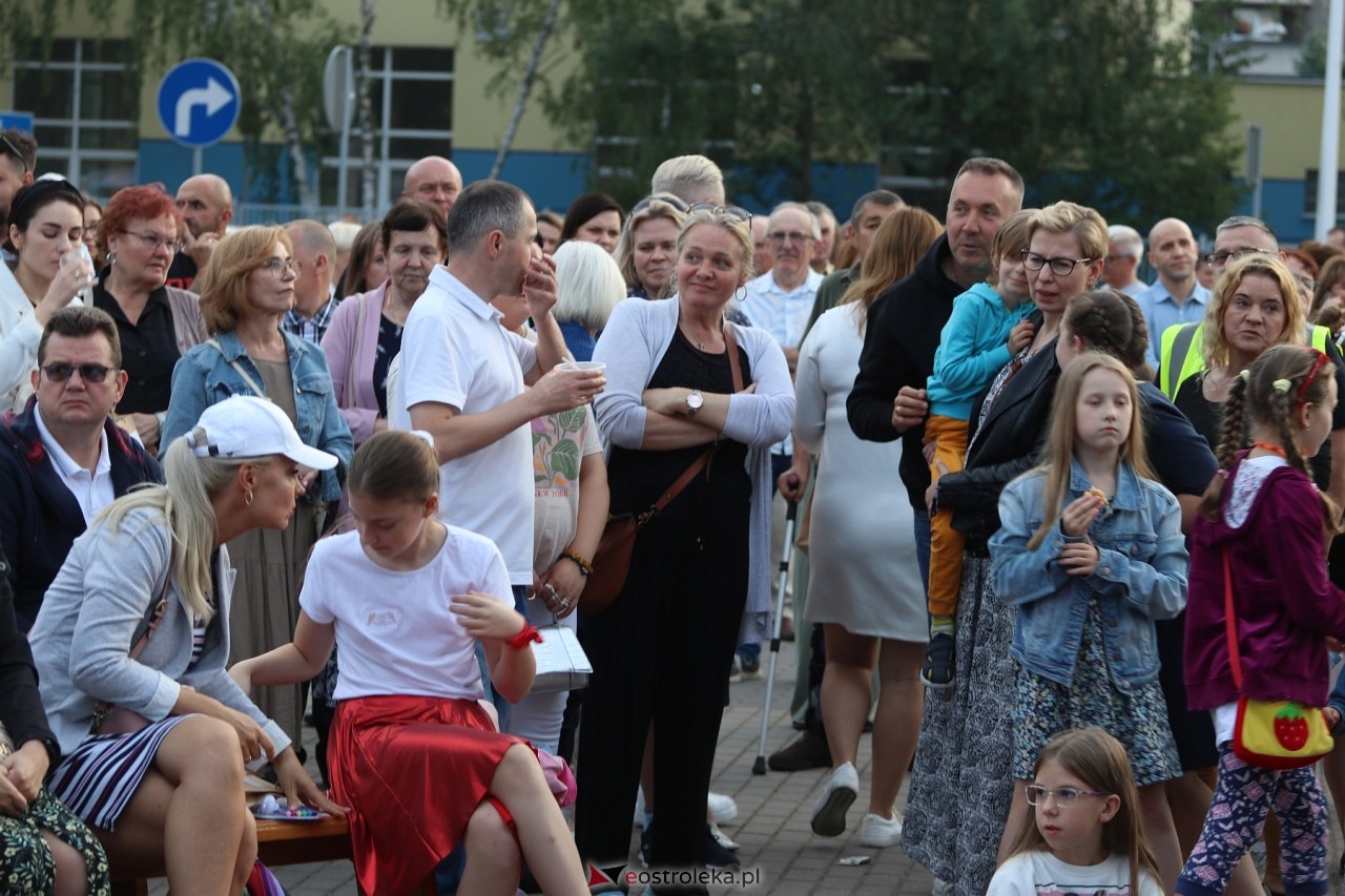 Koncert uwielbienia w Ostrołęce [30.05.2024] - zdjęcie #86 - eOstroleka.pl