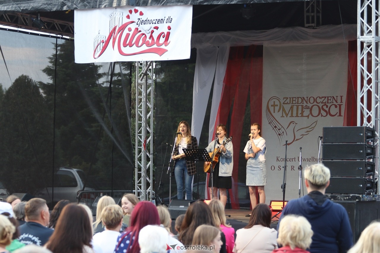 Koncert uwielbienia w Ostrołęce [30.05.2024] - zdjęcie #77 - eOstroleka.pl
