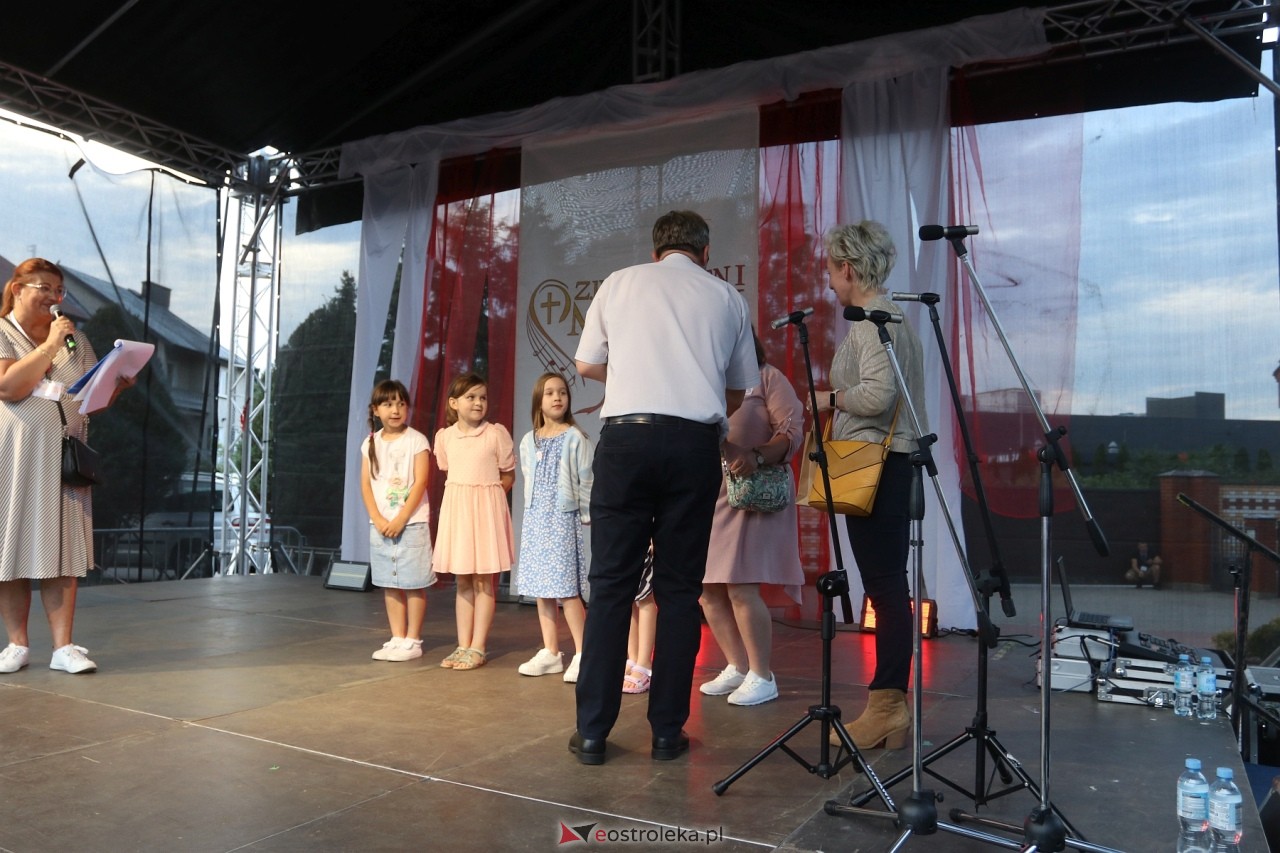 Koncert uwielbienia w Ostrołęce [30.05.2024] - zdjęcie #69 - eOstroleka.pl