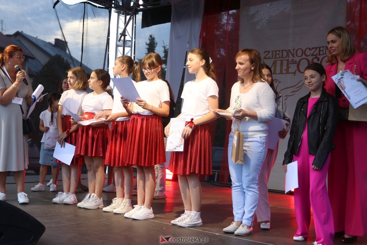 Koncert uwielbienia w Ostrołęce [30.05.2024] - zdjęcie #61 - eOstroleka.pl
