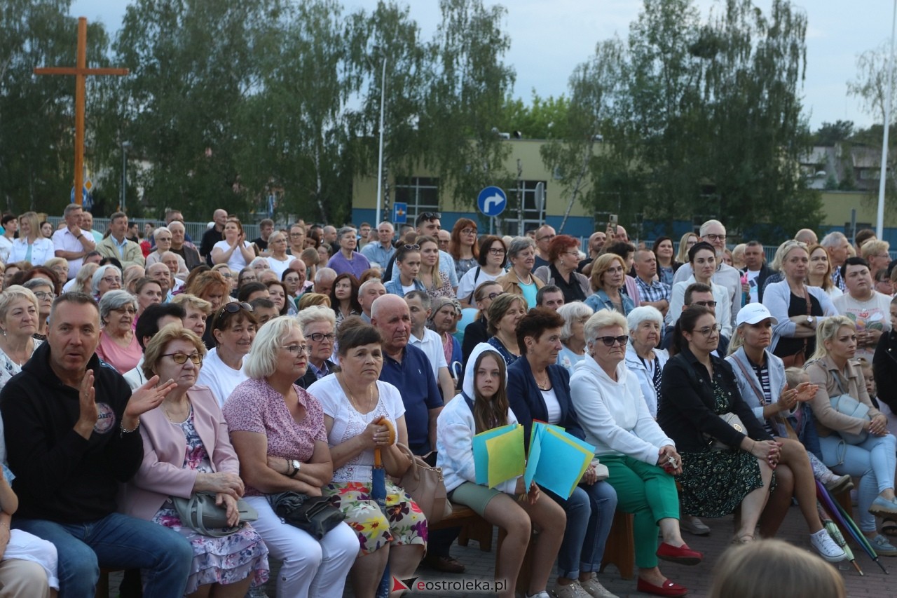 Koncert uwielbienia w Ostrołęce [30.05.2024] - zdjęcie #56 - eOstroleka.pl