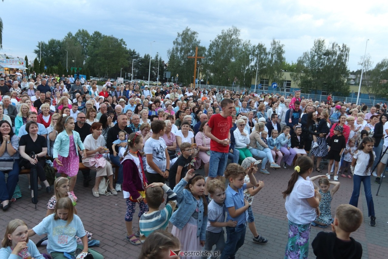 Koncert uwielbienia w Ostrołęce [30.05.2024] - zdjęcie #34 - eOstroleka.pl