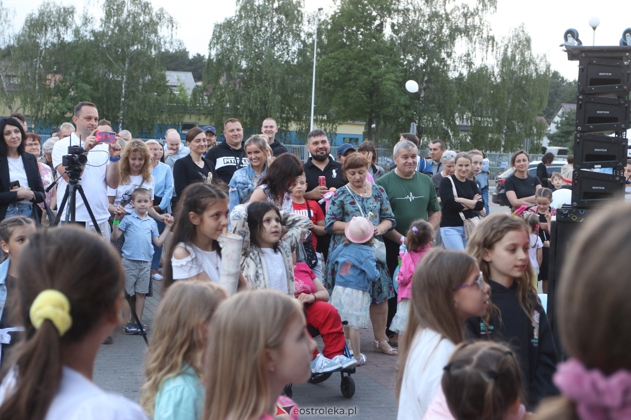 Koncert uwielbienia w Ostrołęce [30.05.2024] - zdjęcie #26 - eOstroleka.pl
