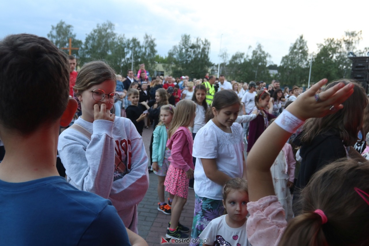 Koncert uwielbienia w Ostrołęce [30.05.2024] - zdjęcie #21 - eOstroleka.pl