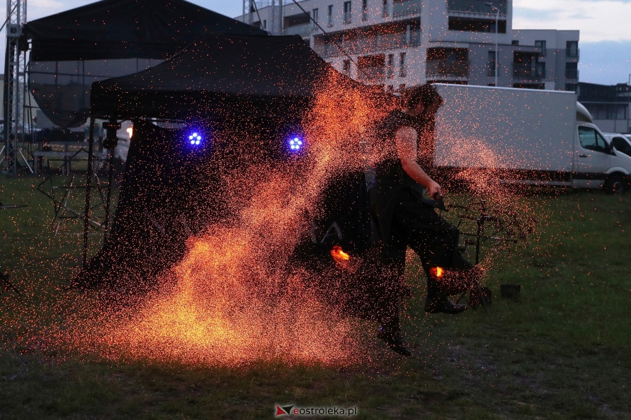 Spektakl Teatru Ognia Nam-Tara w Ostrołęce [01.06.2024] - zdjęcie #36 - eOstroleka.pl