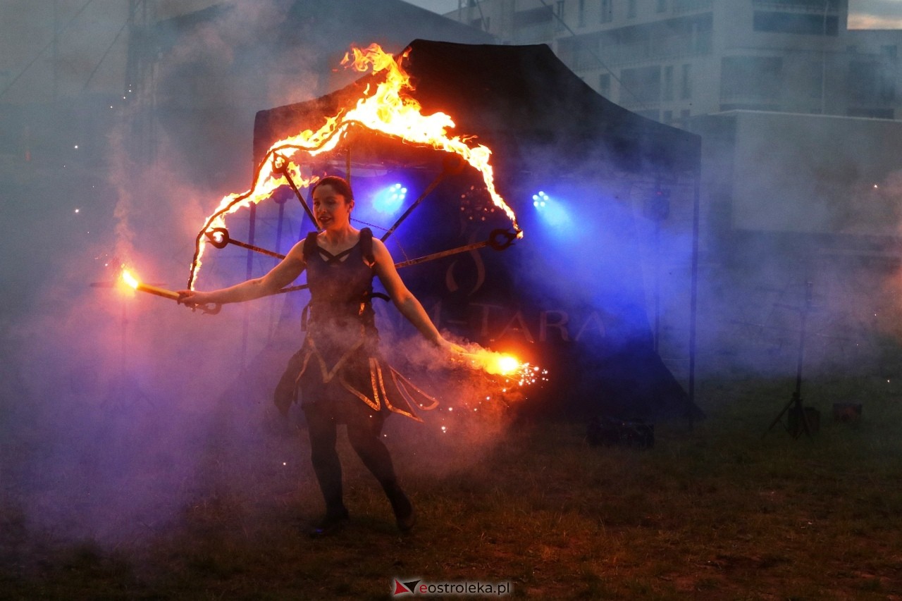 Spektakl Teatru Ognia Nam-Tara w Ostrołęce [01.06.2024] - zdjęcie #29 - eOstroleka.pl