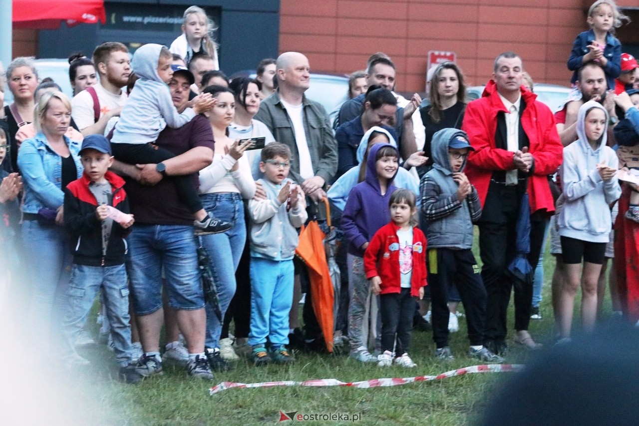 Spektakl Teatru Ognia Nam-Tara w Ostrołęce [01.06.2024] - zdjęcie #14 - eOstroleka.pl