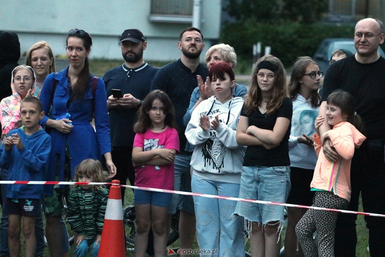 Spektakl Teatru Ognia Nam-Tara w Ostrołęce [01.06.2024] - zdjęcie #2 - eOstroleka.pl