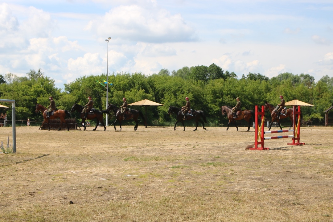 Drugi Dzień: XII Zawody Kawaleryjskie w Ostrołęce [02.06.2024] - zdjęcie #91 - eOstroleka.pl