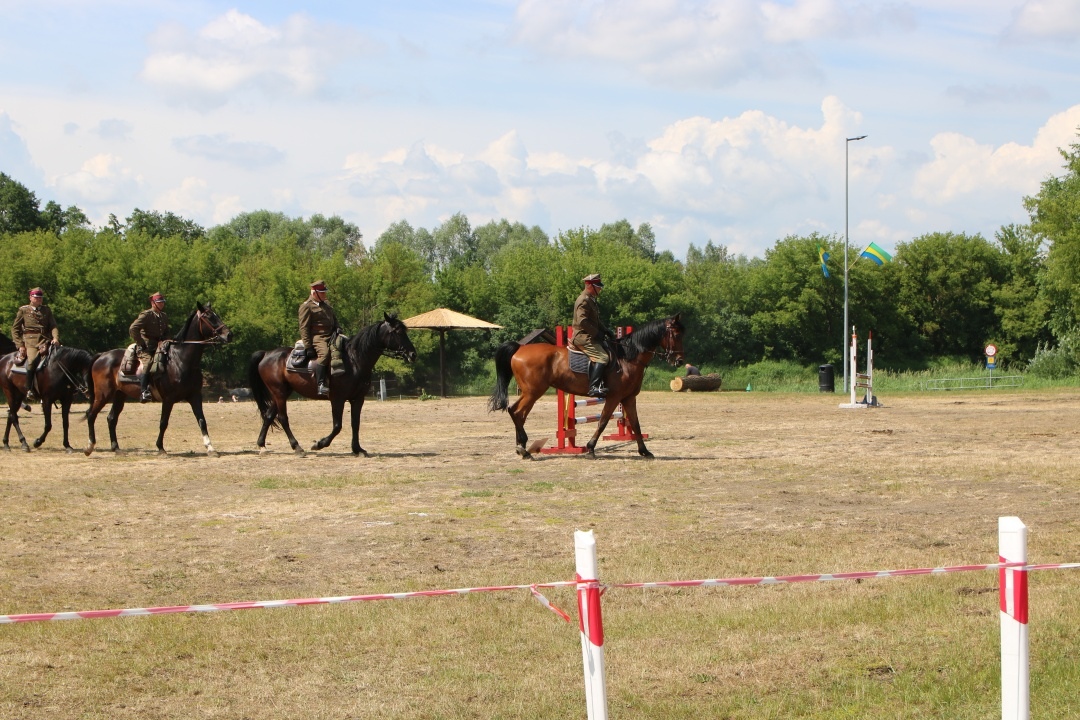 Drugi Dzień: XII Zawody Kawaleryjskie w Ostrołęce [02.06.2024] - zdjęcie #81 - eOstroleka.pl