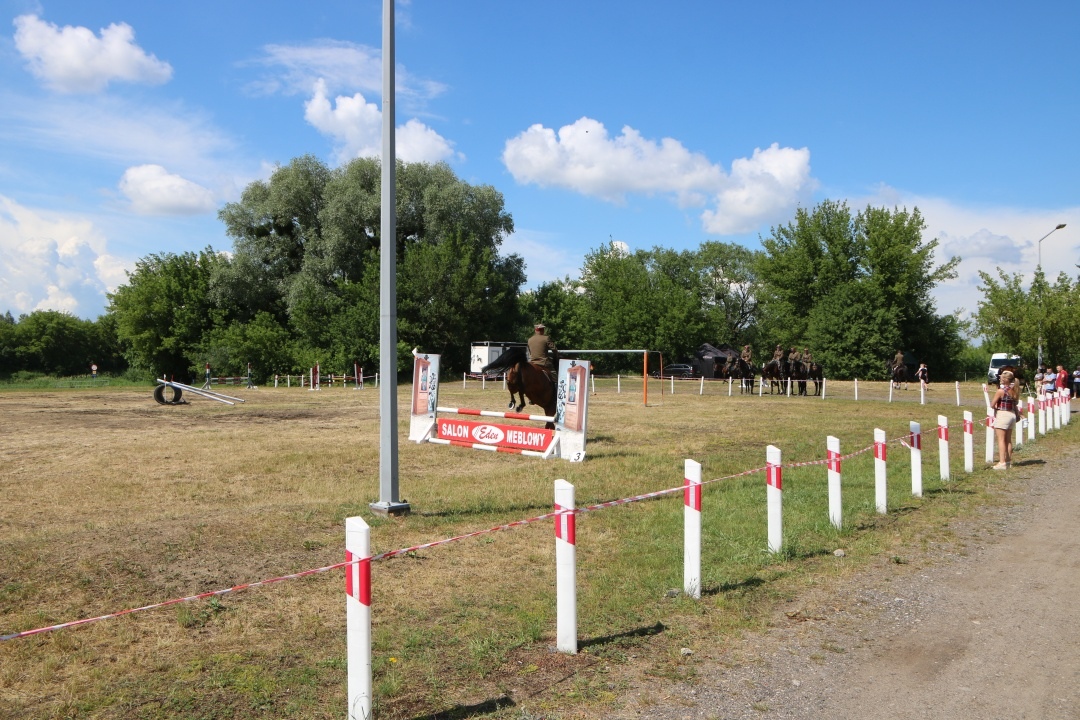 Drugi Dzień: XII Zawody Kawaleryjskie w Ostrołęce [02.06.2024] - zdjęcie #9 - eOstroleka.pl