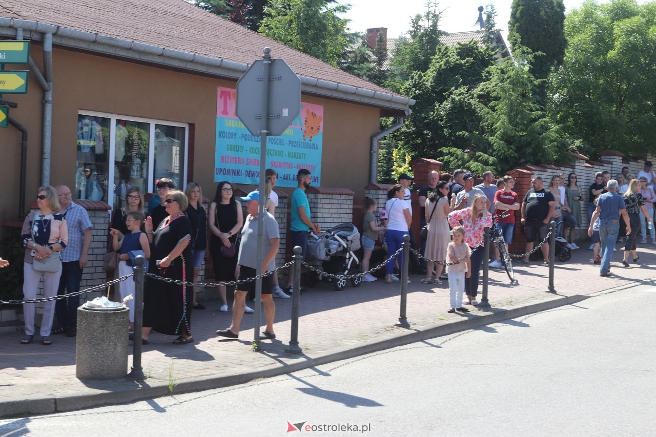 Parada aut amerykańskich w Kadzidle [02.06.2024] - zdjęcie #94 - eOstroleka.pl