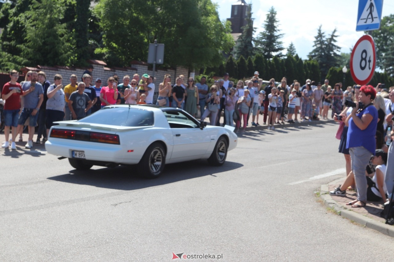 Parada aut amerykańskich w Kadzidle [02.06.2024] - zdjęcie #42 - eOstroleka.pl