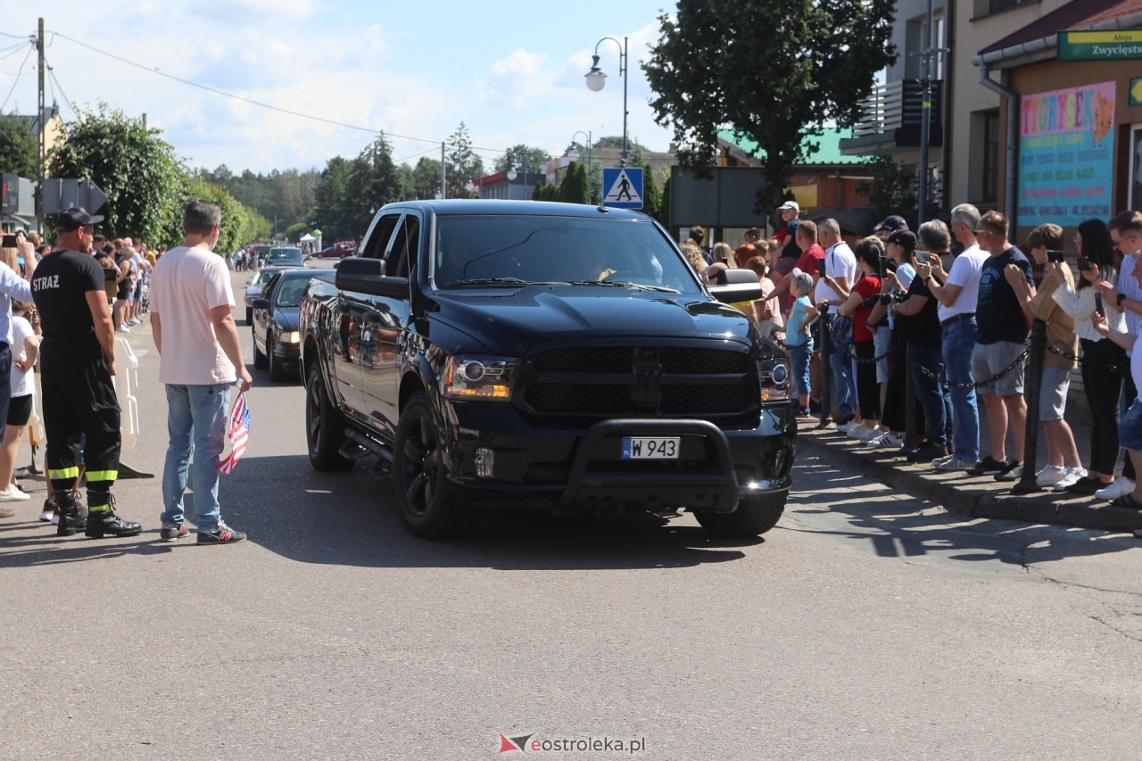 Parada aut amerykańskich w Kadzidle [02.06.2024] - zdjęcie #15 - eOstroleka.pl