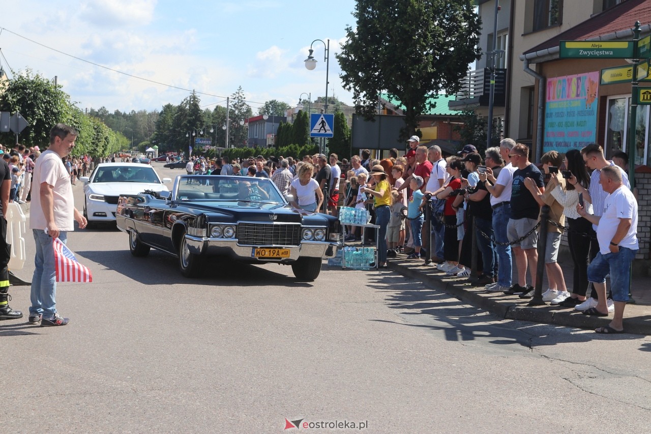Parada aut amerykańskich w Kadzidle [02.06.2024] - zdjęcie #6 - eOstroleka.pl