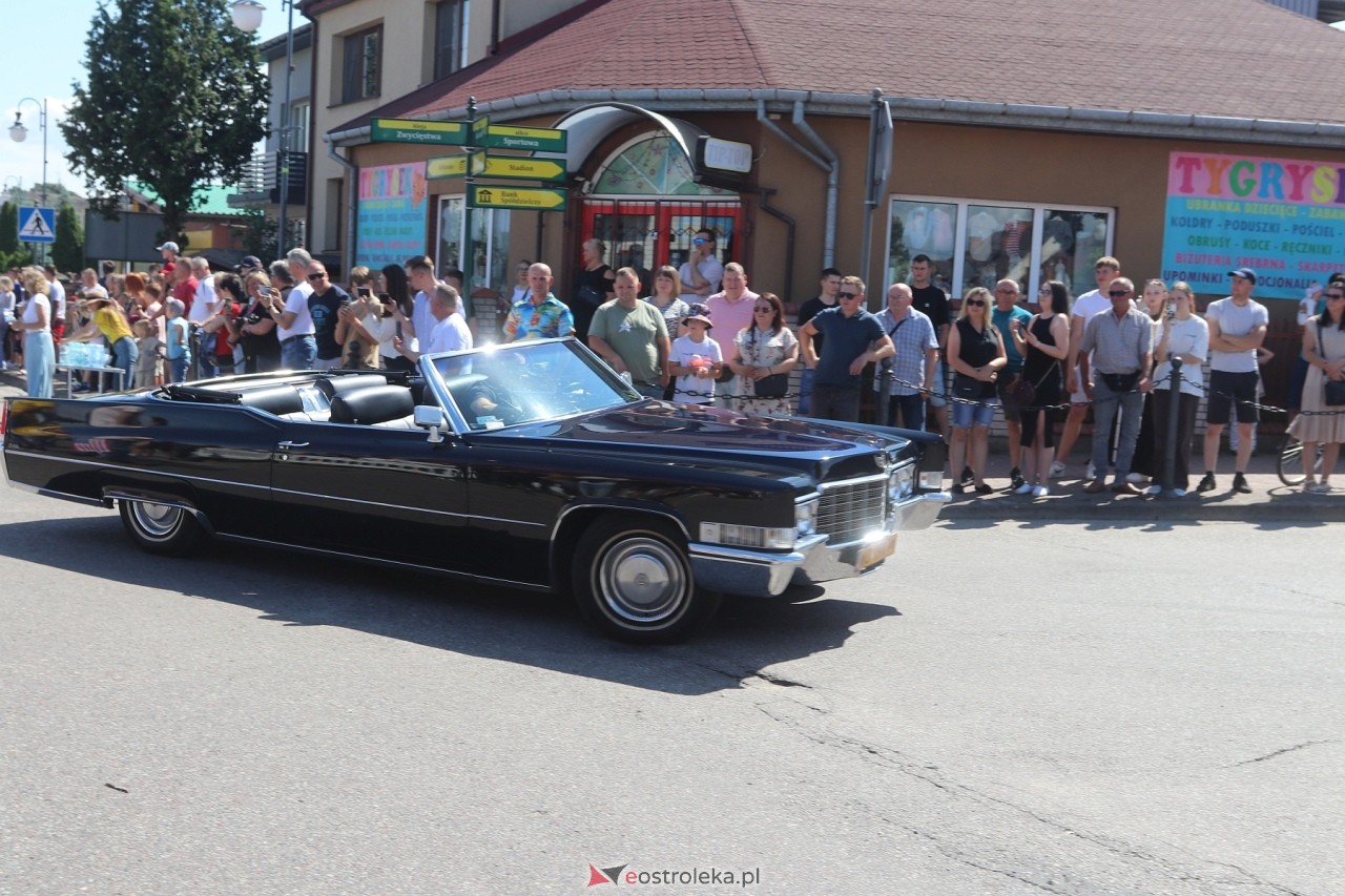 Parada aut amerykańskich w Kadzidle [02.06.2024] - zdjęcie #5 - eOstroleka.pl