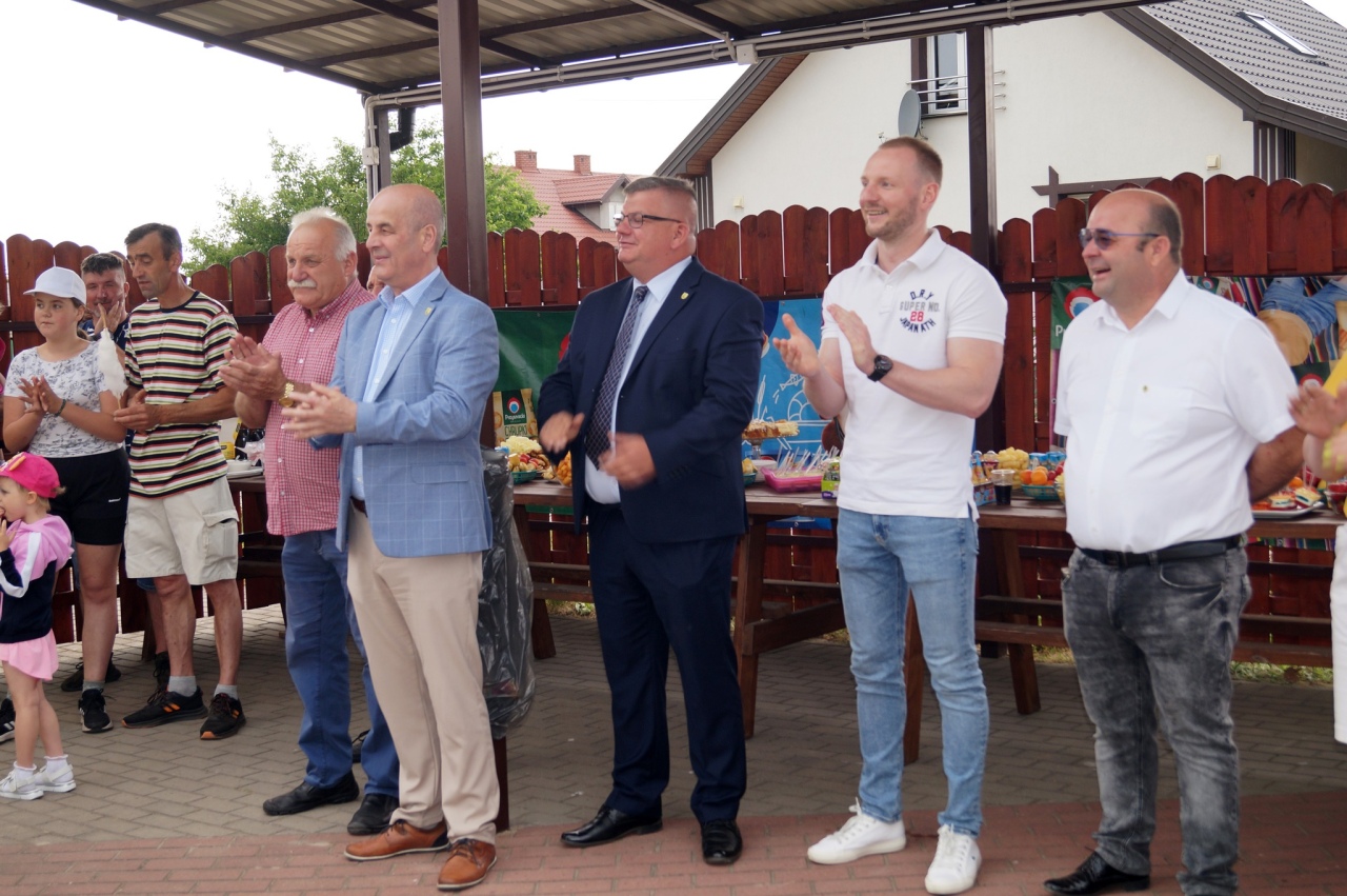 Festyn z okazji Dnia Dziecka w Durlasach [01.06.2024] - zdjęcie #54 - eOstroleka.pl