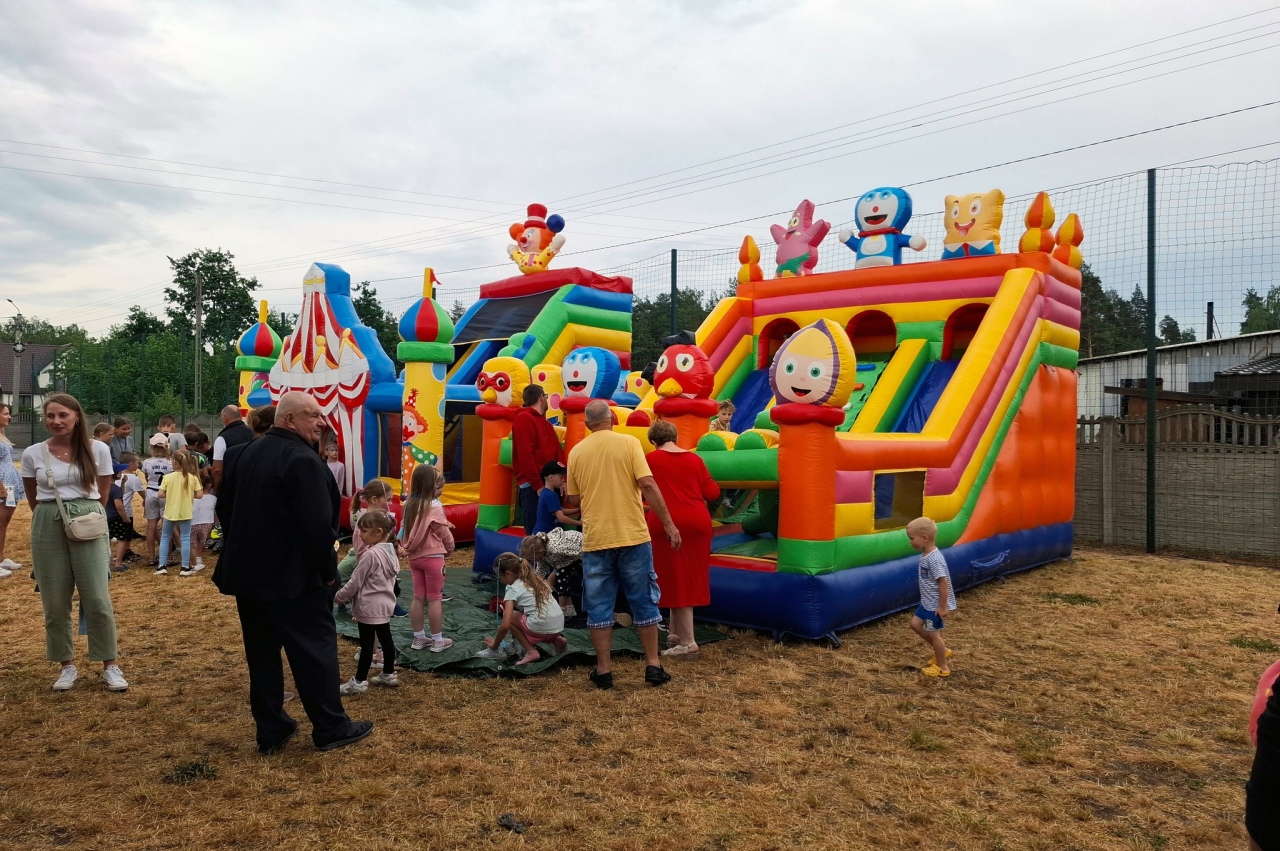 Festyn z okazji Dnia Dziecka w Durlasach [01.06.2024] - zdjęcie #36 - eOstroleka.pl
