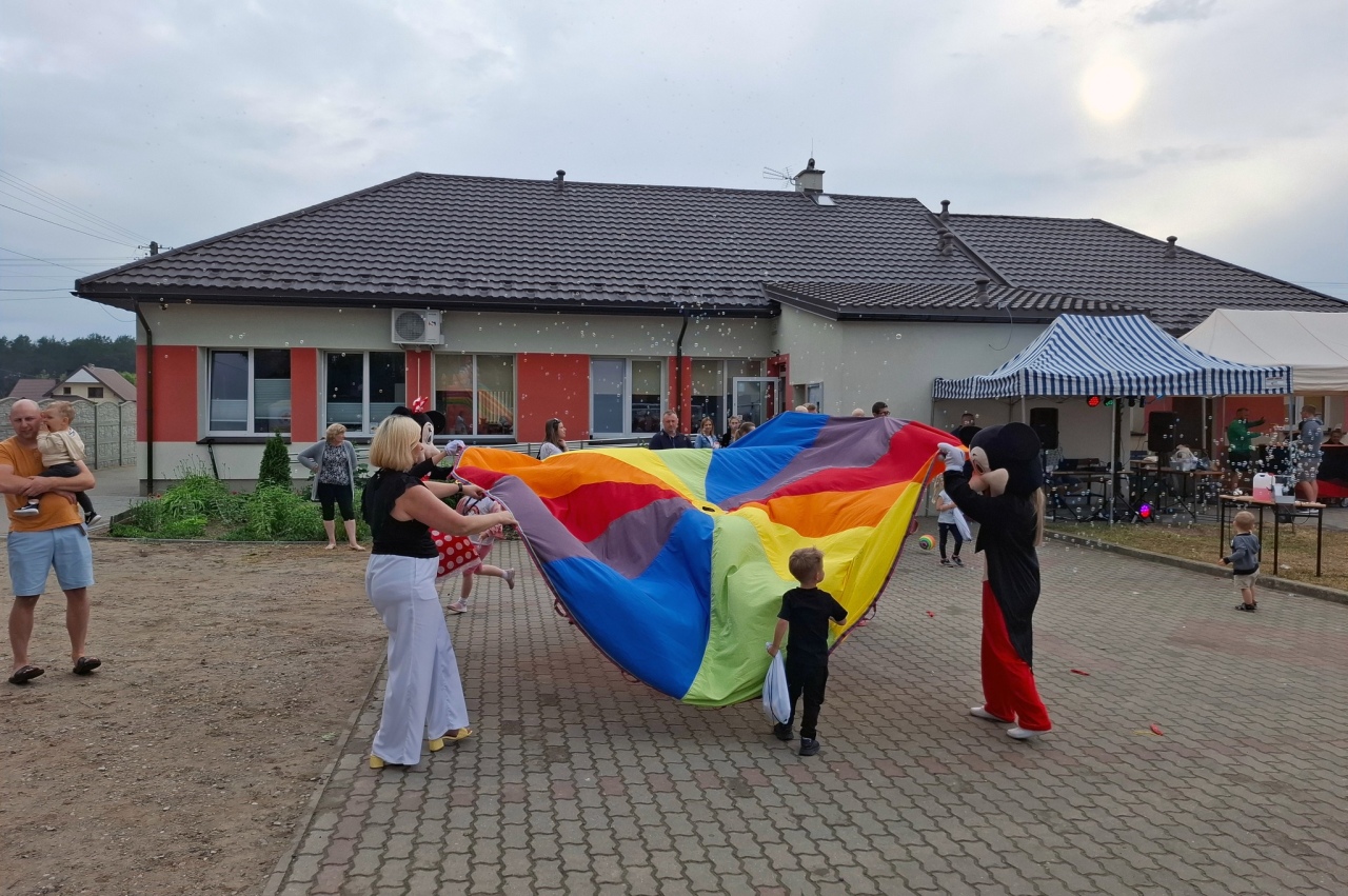 Festyn z okazji Dnia Dziecka w Durlasach [01.06.2024] - zdjęcie #27 - eOstroleka.pl