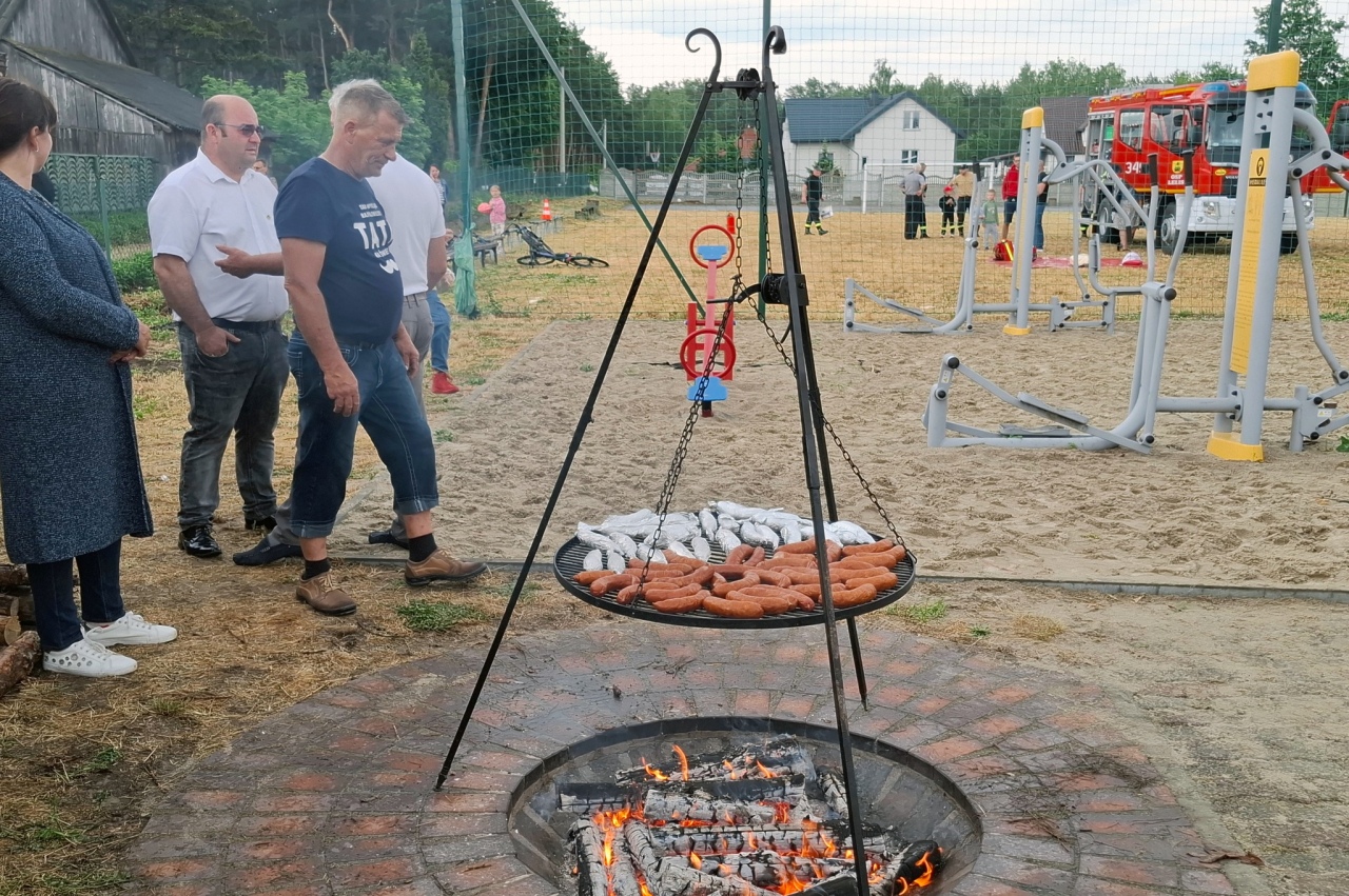 Festyn z okazji Dnia Dziecka w Durlasach [01.06.2024] - zdjęcie #12 - eOstroleka.pl