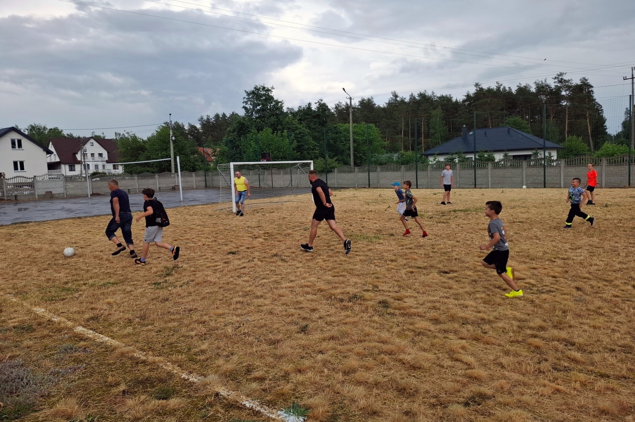 Festyn z okazji Dnia Dziecka w Durlasach [01.06.2024] - zdjęcie #9 - eOstroleka.pl