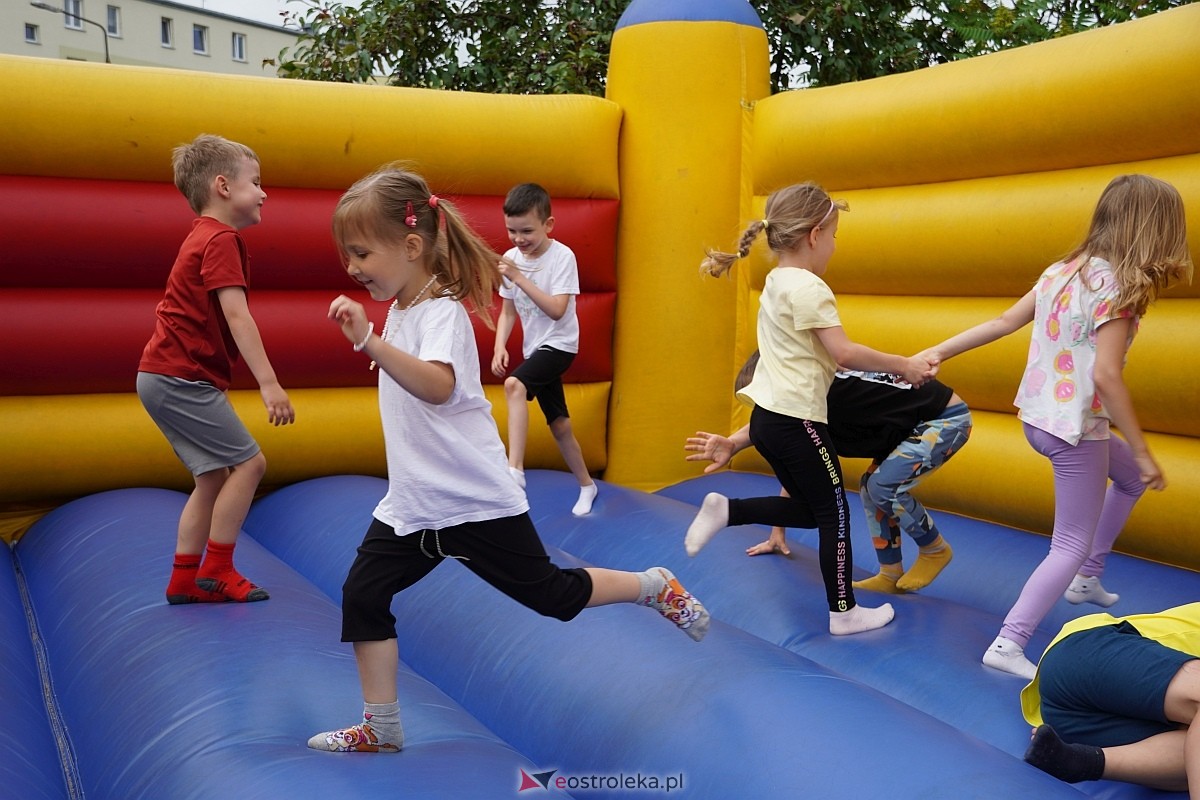 Dzień Dziecka w Bajkowej Krainie [03.06.2024] - zdjęcie #37 - eOstroleka.pl