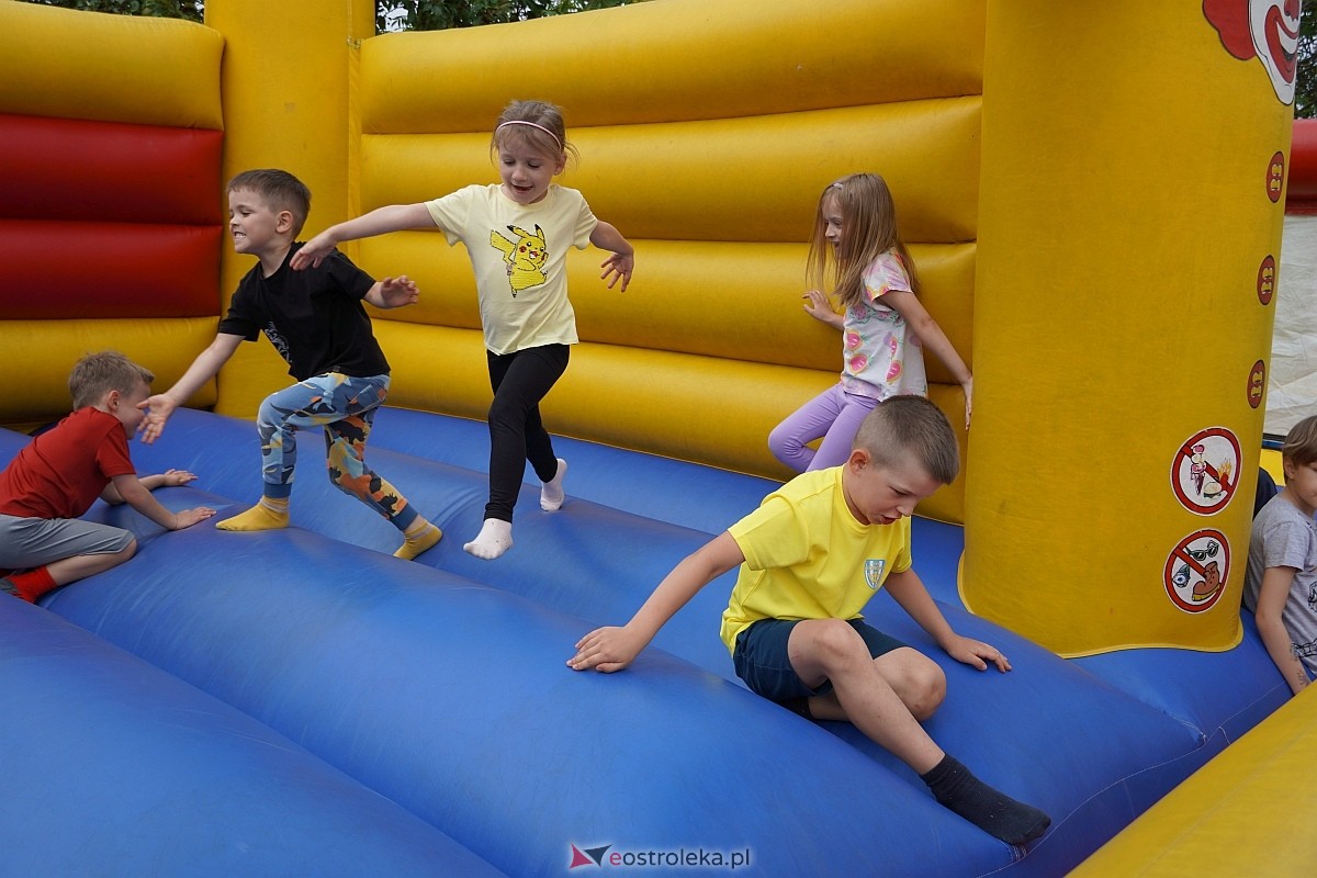 Dzień Dziecka w Bajkowej Krainie [03.06.2024] - zdjęcie #35 - eOstroleka.pl