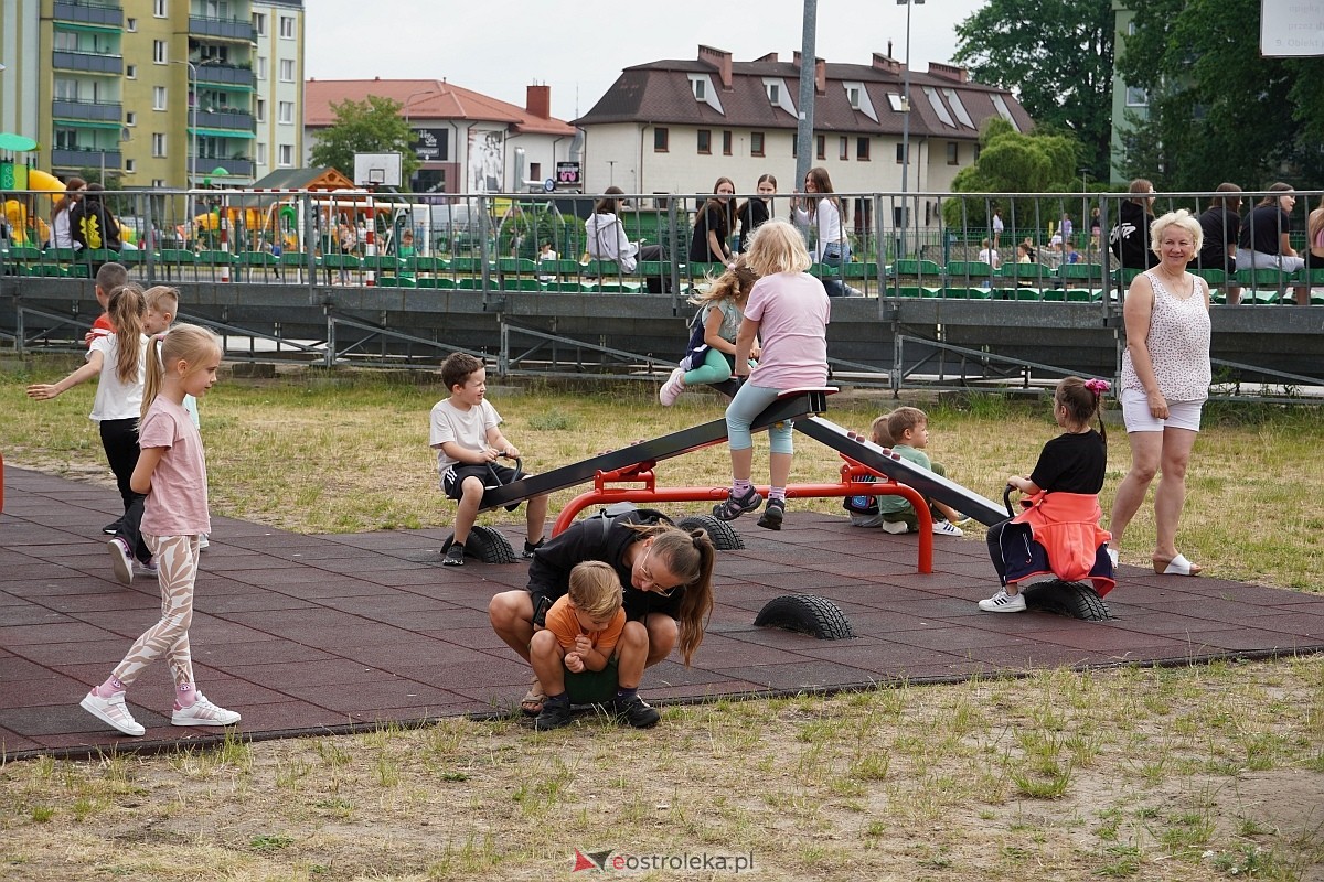 Dzień Dziecka w Bajkowej Krainie [03.06.2024] - zdjęcie #28 - eOstroleka.pl