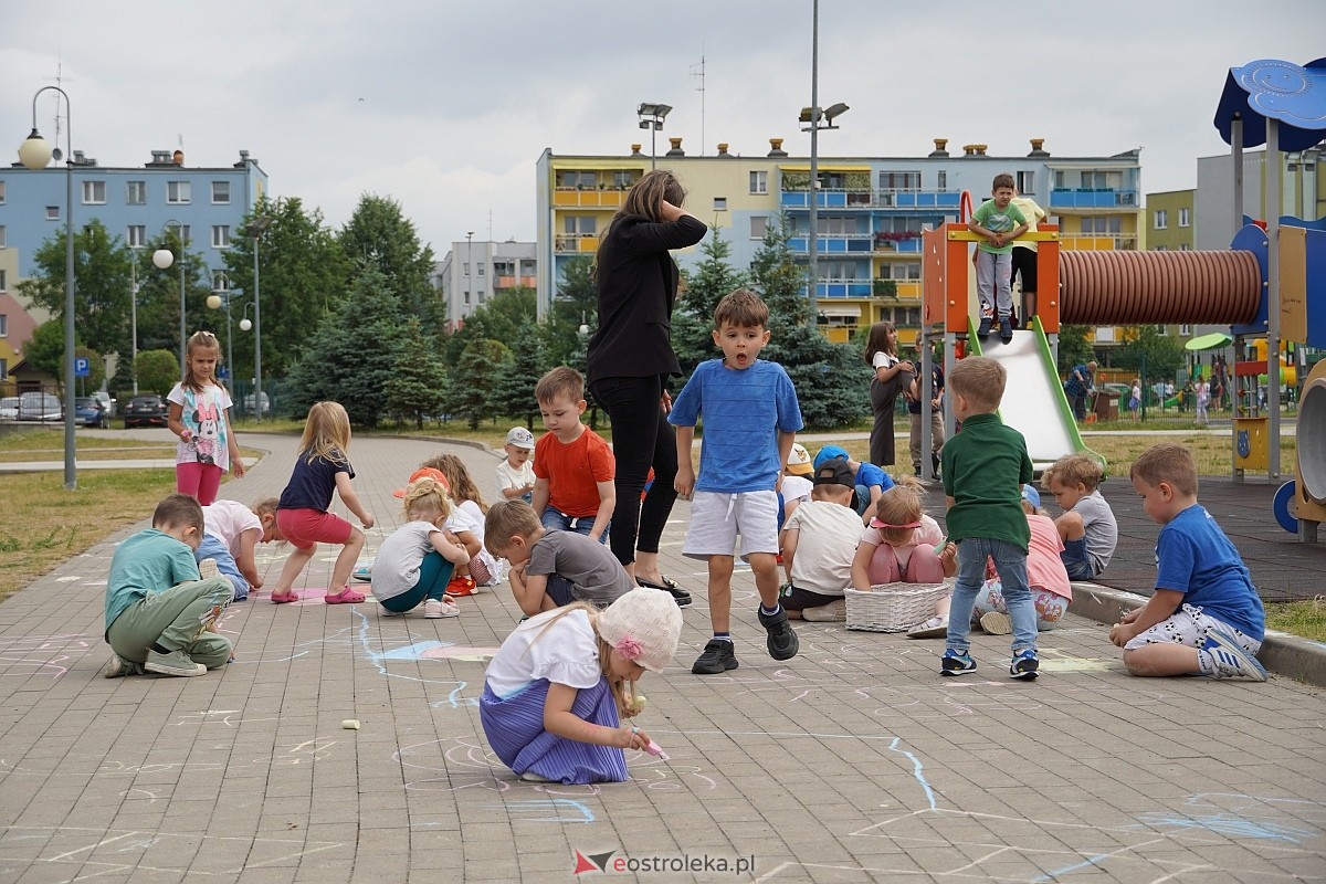 Dzień Dziecka w Bajkowej Krainie [03.06.2024] - zdjęcie #24 - eOstroleka.pl