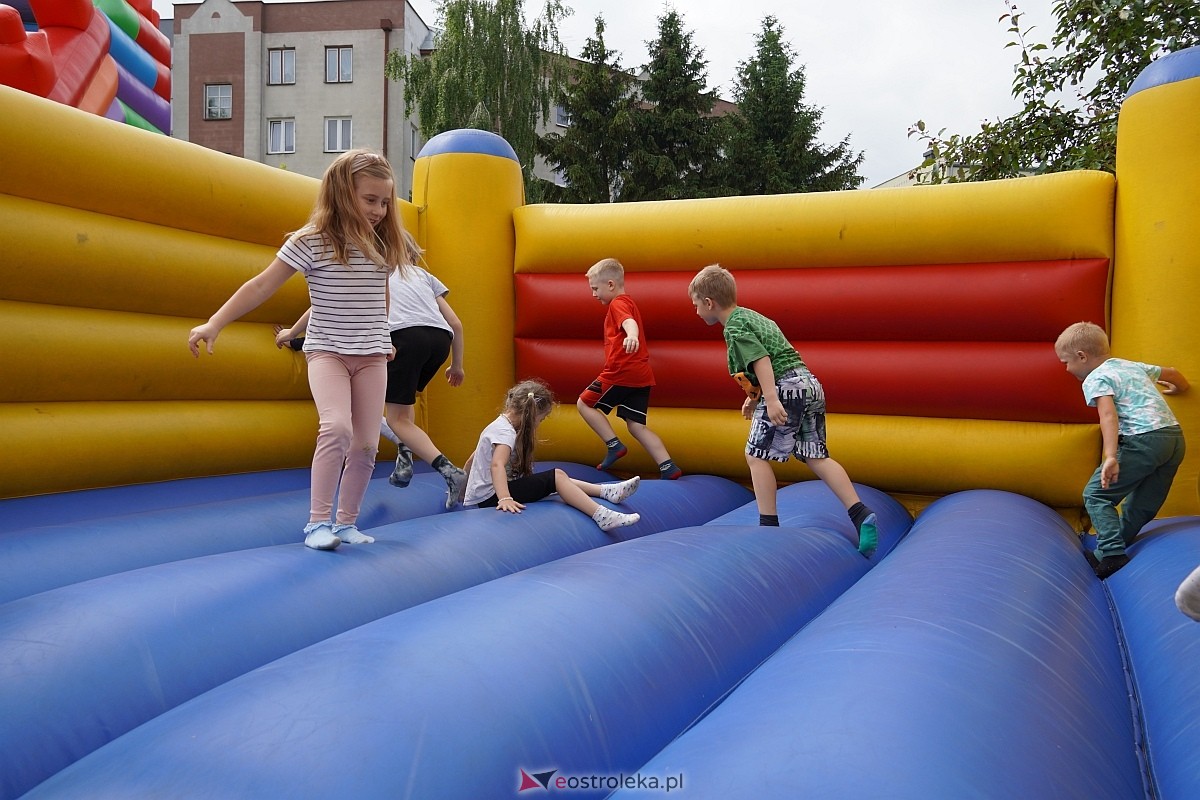 Dzień Dziecka w Bajkowej Krainie [03.06.2024] - zdjęcie #14 - eOstroleka.pl