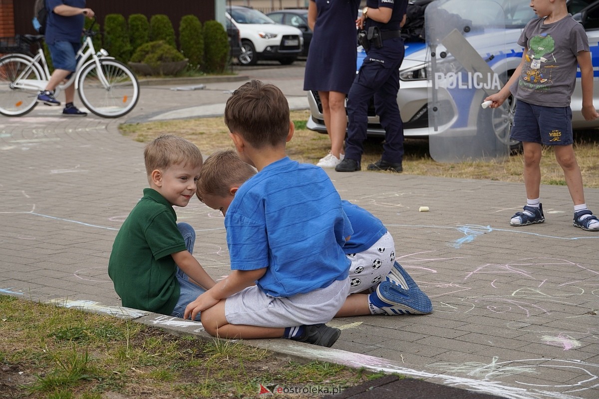 Dzień Dziecka w Bajkowej Krainie [03.06.2024] - zdjęcie #8 - eOstroleka.pl