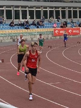 Kolejne udane starty i rekordy życiowe zawodników UKS Clan Ostrołęka w Ciechanowie, Warszawie i Komorowie [1-2.06.2024] - zdjęcie #1 - eOstroleka.pl