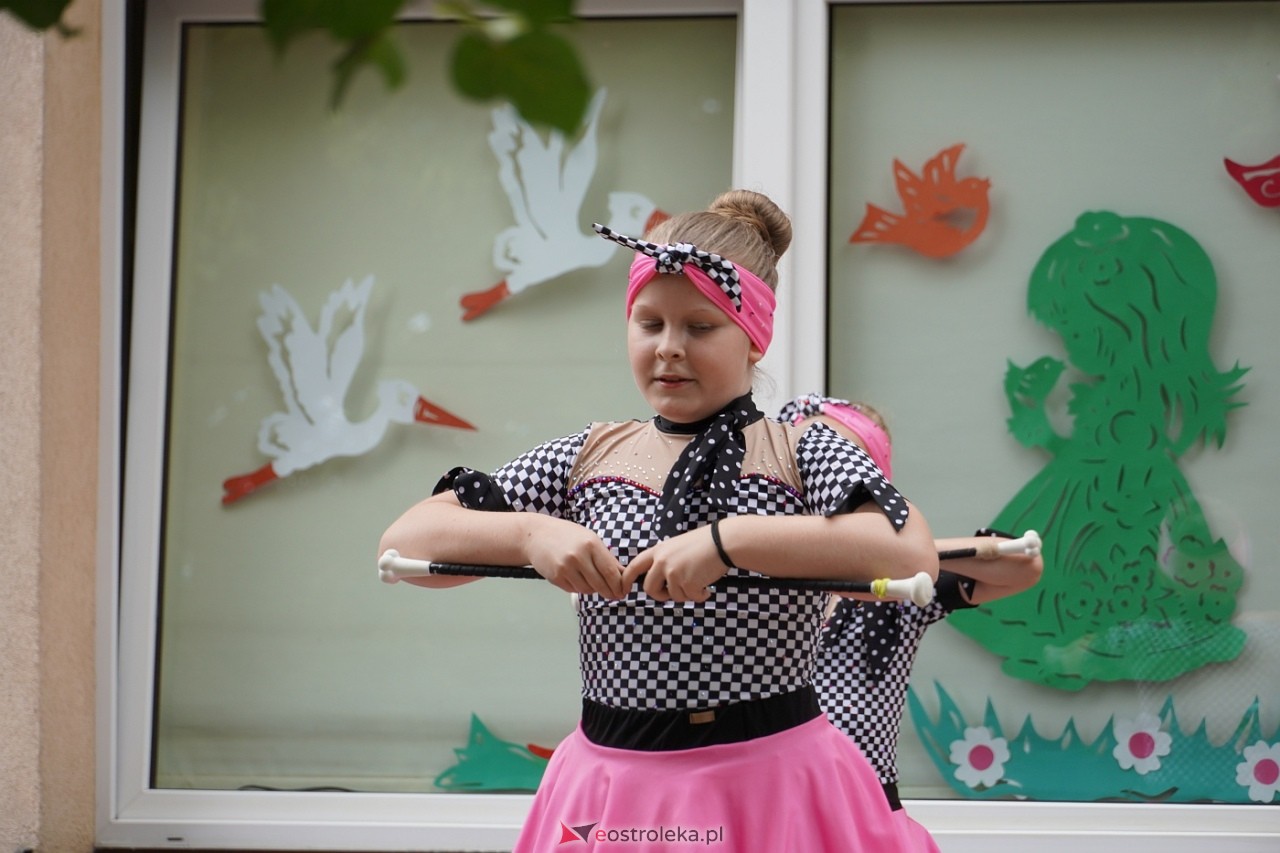 Rodzinny Dzień Dziecka w Przedszkolu Miejskim Nr 13 w Ostrołęce [4.06.2024] - zdjęcie #134 - eOstroleka.pl