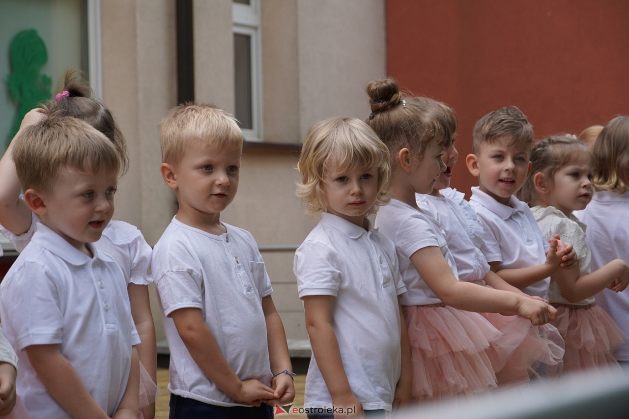 Rodzinny Dzień Dziecka w Przedszkolu Miejskim Nr 13 w Ostrołęce [4.06.2024] - zdjęcie #119 - eOstroleka.pl