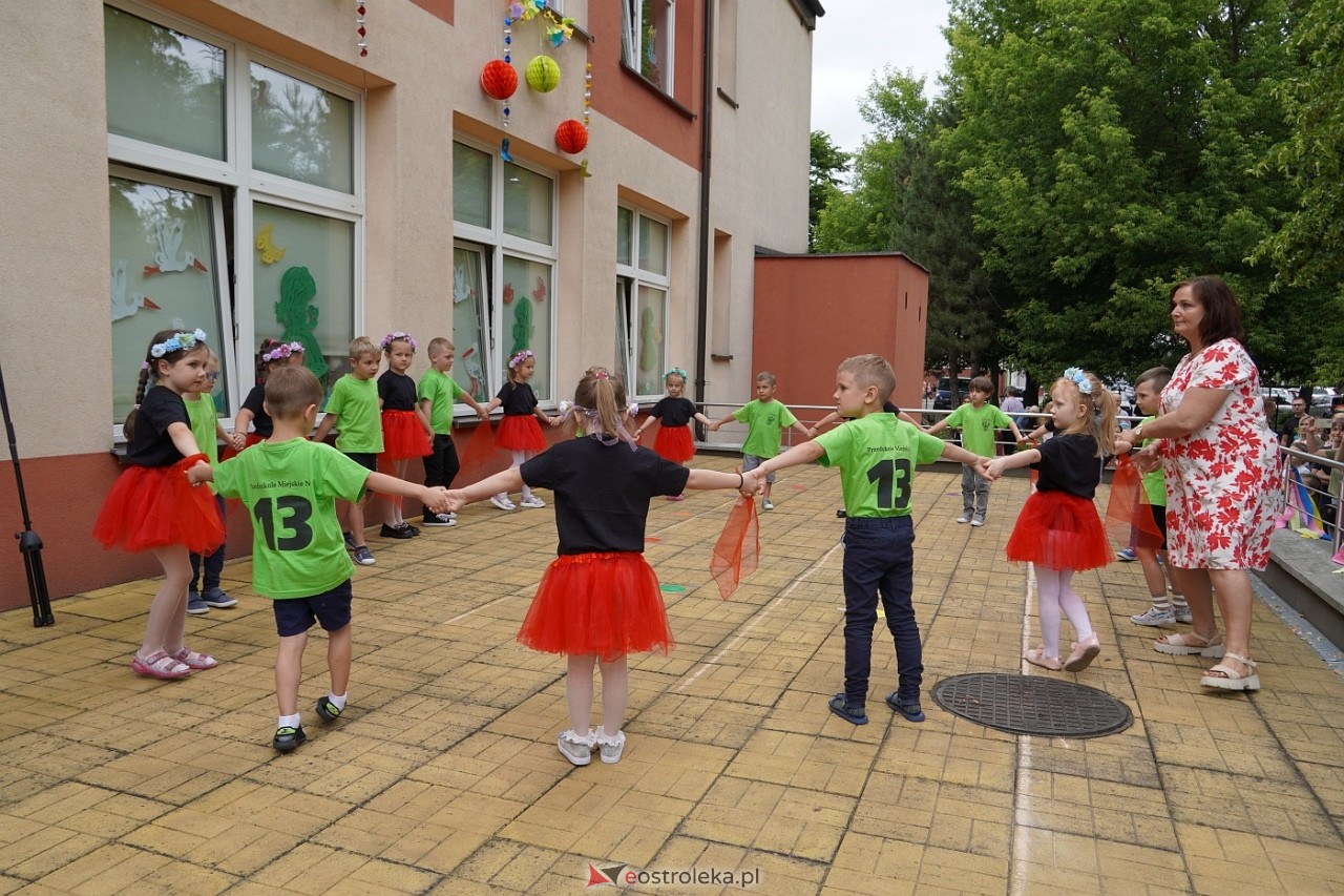 Rodzinny Dzień Dziecka w Przedszkolu Miejskim Nr 13 w Ostrołęce [4.06.2024] - zdjęcie #101 - eOstroleka.pl