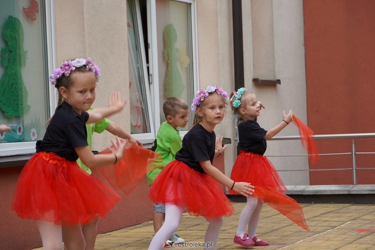 Rodzinny Dzień Dziecka w Przedszkolu Miejskim Nr 13 w Ostrołęce [4.06.2024] - zdjęcie #99 - eOstroleka.pl