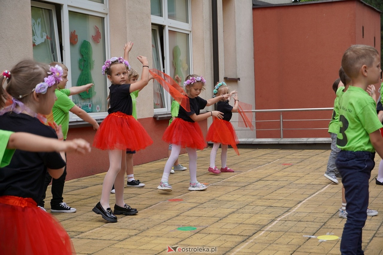 Rodzinny Dzień Dziecka w Przedszkolu Miejskim Nr 13 w Ostrołęce [4.06.2024] - zdjęcie #98 - eOstroleka.pl