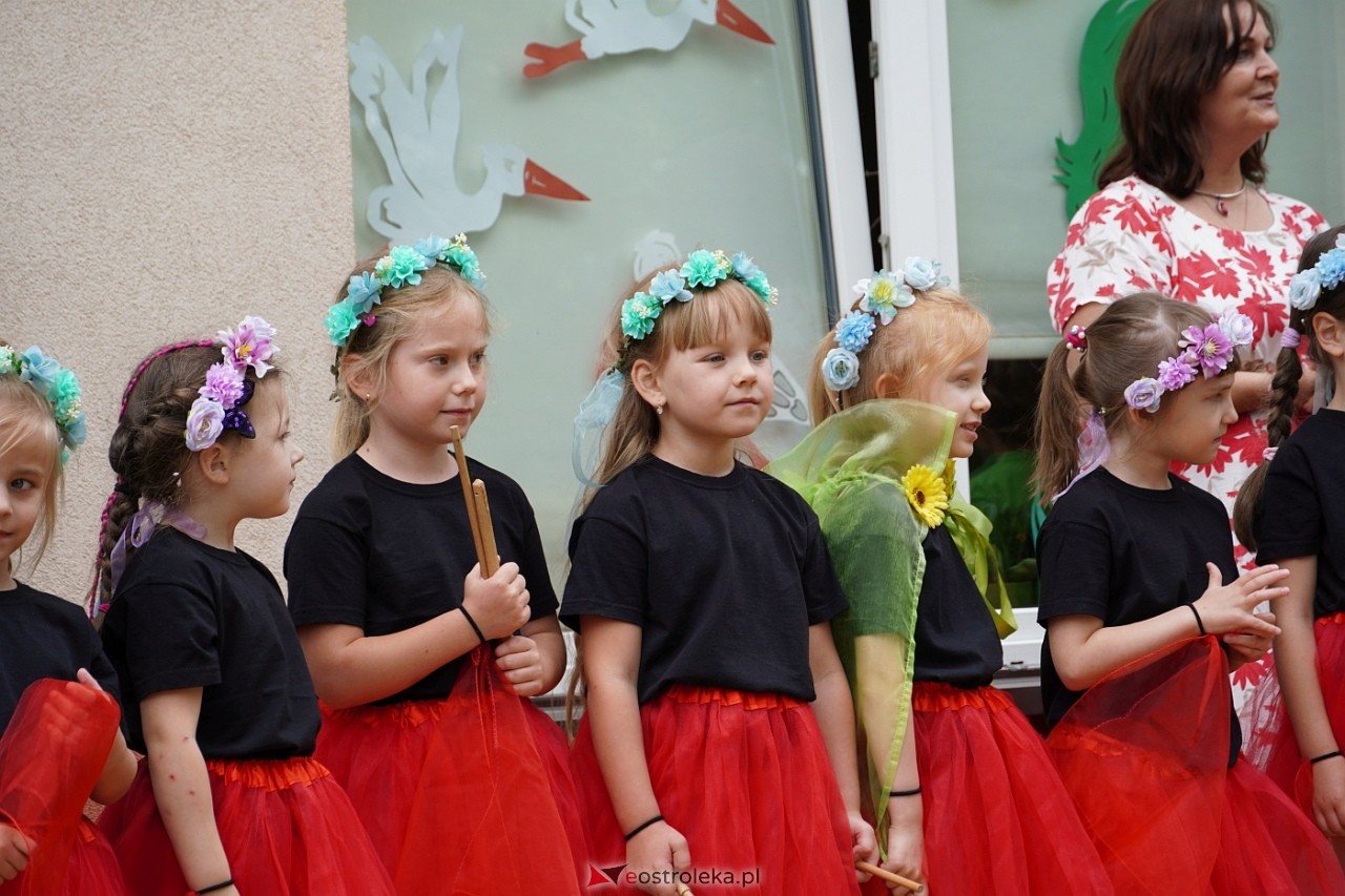 Rodzinny Dzień Dziecka w Przedszkolu Miejskim Nr 13 w Ostrołęce [4.06.2024] - zdjęcie #90 - eOstroleka.pl