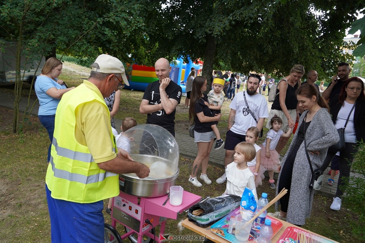 Rodzinny Dzień Dziecka w Przedszkolu Miejskim Nr 13 w Ostrołęce [4.06.2024] - zdjęcie #71 - eOstroleka.pl