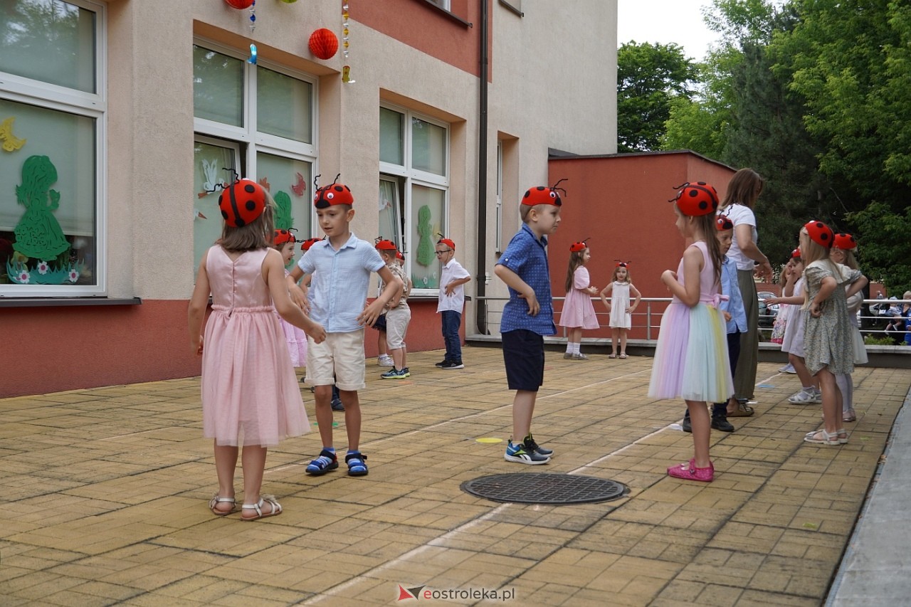 Rodzinny Dzień Dziecka w Przedszkolu Miejskim Nr 13 w Ostrołęce [4.06.2024] - zdjęcie #52 - eOstroleka.pl