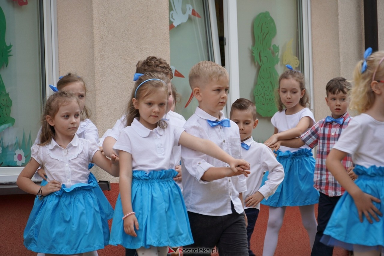 Rodzinny Dzień Dziecka w Przedszkolu Miejskim Nr 13 w Ostrołęce [4.06.2024] - zdjęcie #44 - eOstroleka.pl