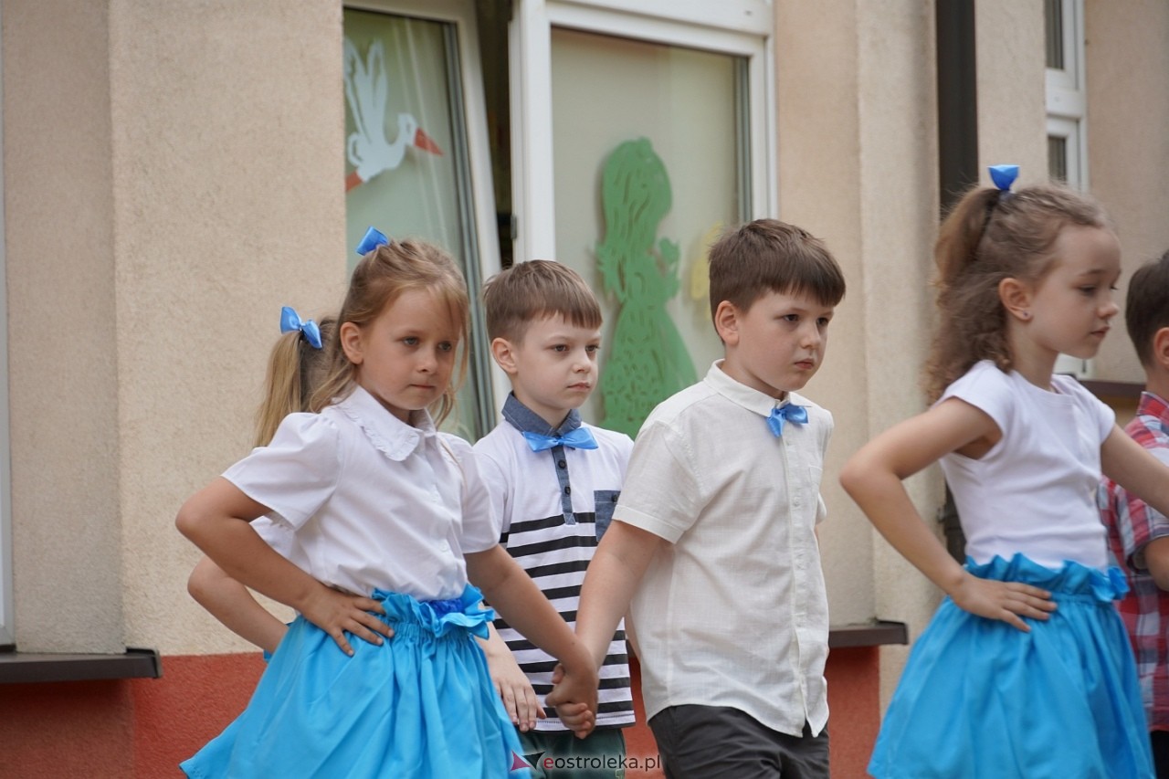 Rodzinny Dzień Dziecka w Przedszkolu Miejskim Nr 13 w Ostrołęce [4.06.2024] - zdjęcie #40 - eOstroleka.pl