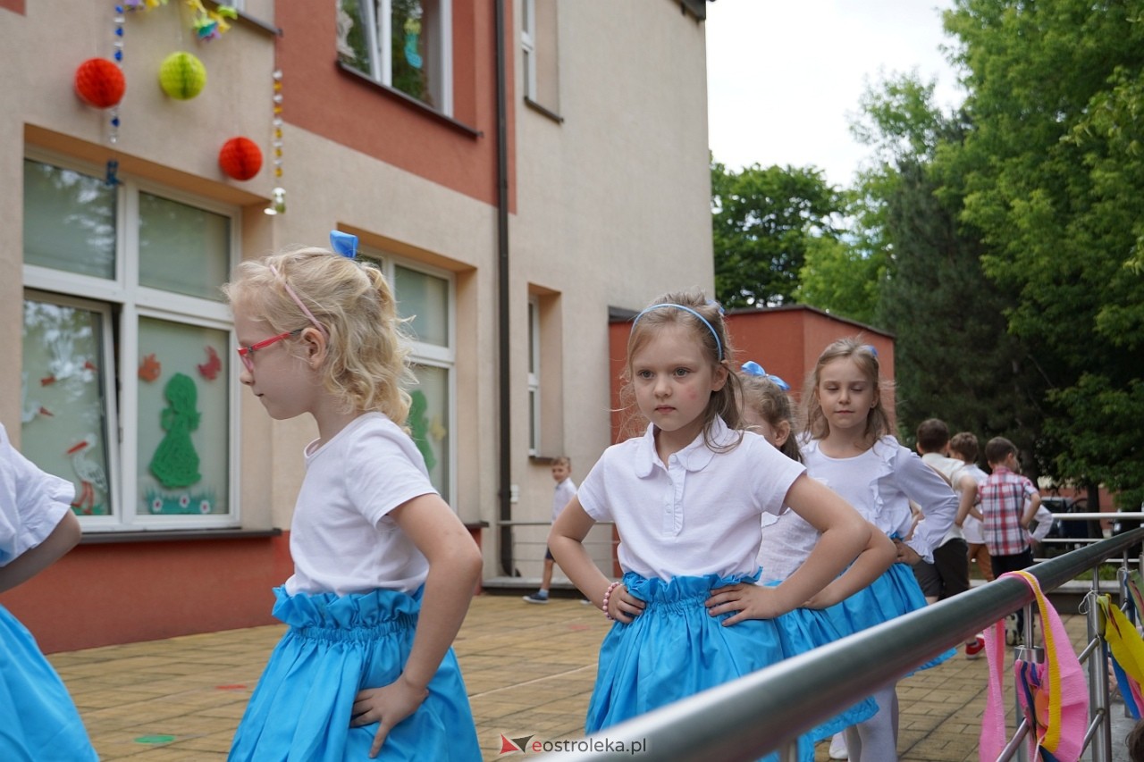 Rodzinny Dzień Dziecka w Przedszkolu Miejskim Nr 13 w Ostrołęce [4.06.2024] - zdjęcie #38 - eOstroleka.pl