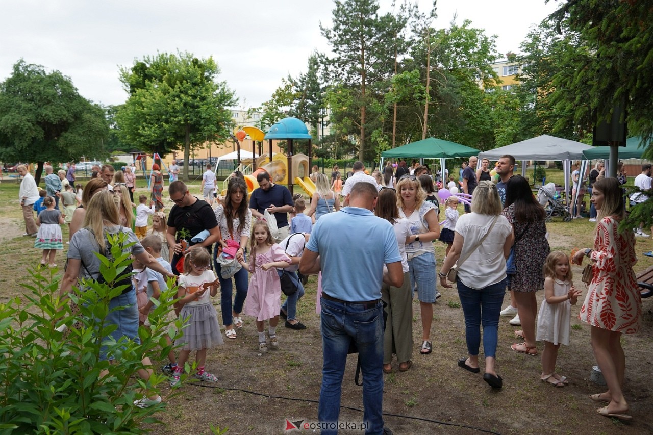 Rodzinny Dzień Dziecka w Przedszkolu Miejskim Nr 13 w Ostrołęce [4.06.2024] - zdjęcie #33 - eOstroleka.pl