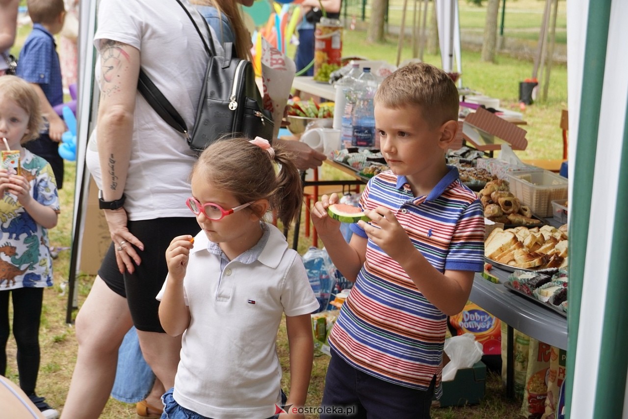 Rodzinny Dzień Dziecka w Przedszkolu Miejskim Nr 13 w Ostrołęce [4.06.2024] - zdjęcie #19 - eOstroleka.pl